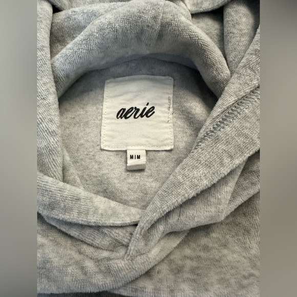 Aerie velour Gray Cropped Hoodie Size Medium - Picture 2 of 6